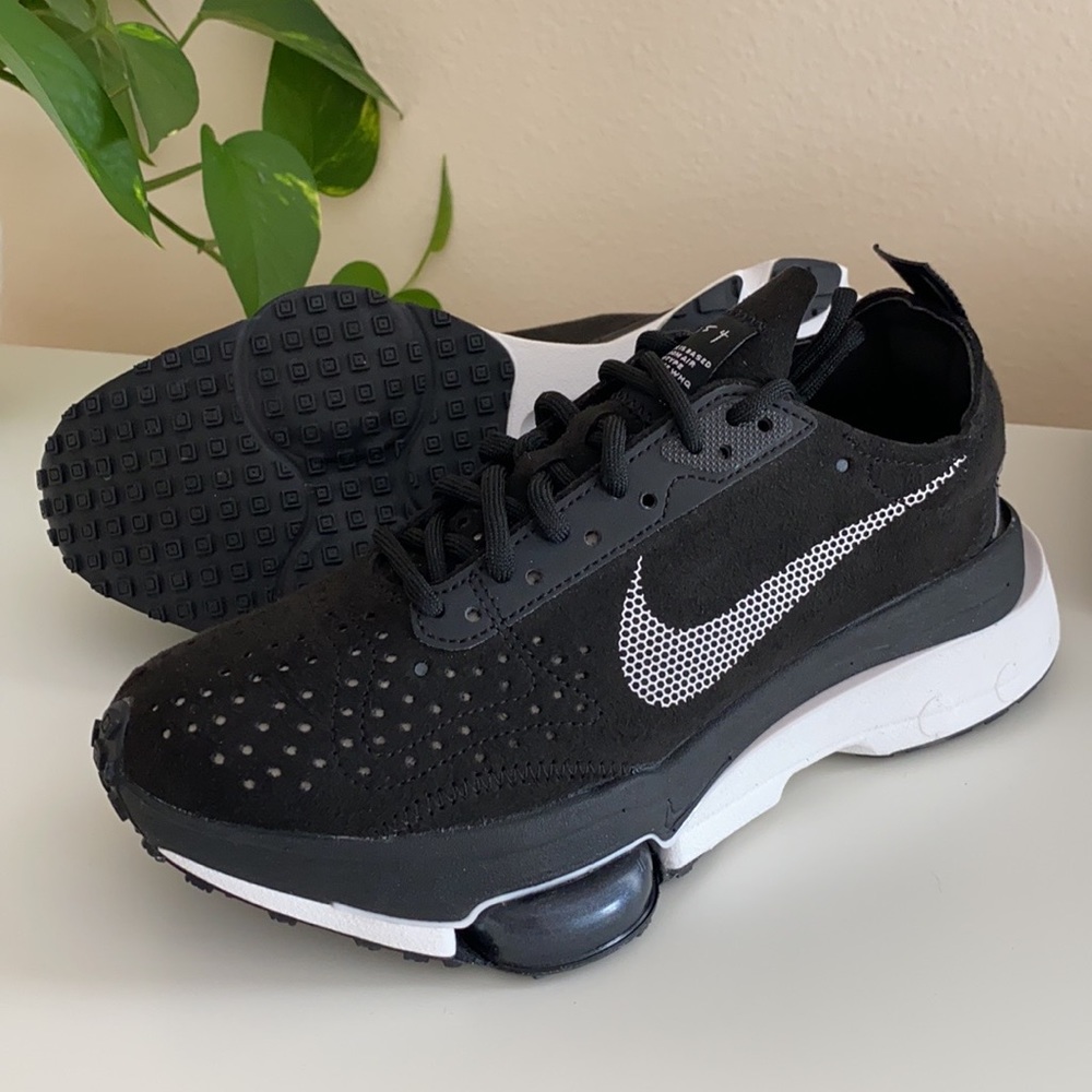 New Nike Air Zoom Type black suede sneakers - Picture 7 of 7